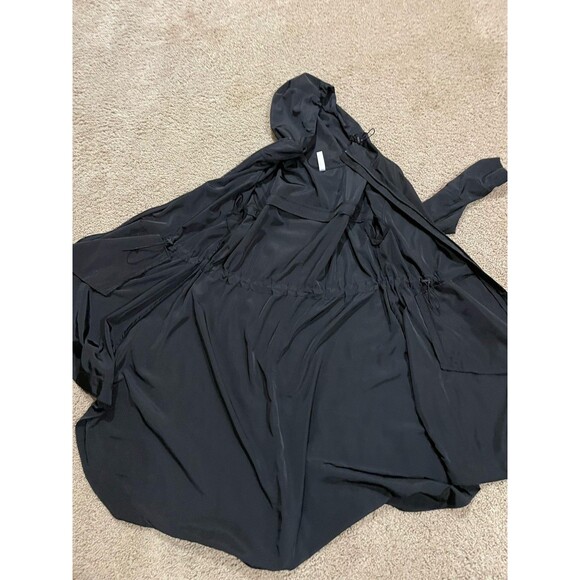 Women’s Athleta Black solar wind & rain anorak  Hooded jacket XS Xsmall zip  EUC - Picture 8 of 10
